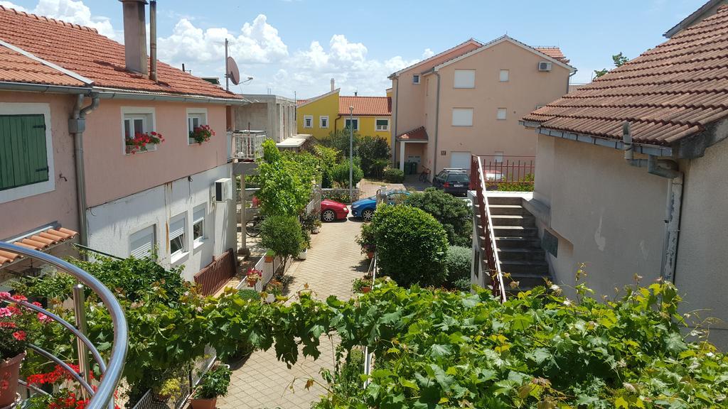 Apartments Sanda Tribunj Трибунь Экстерьер фото