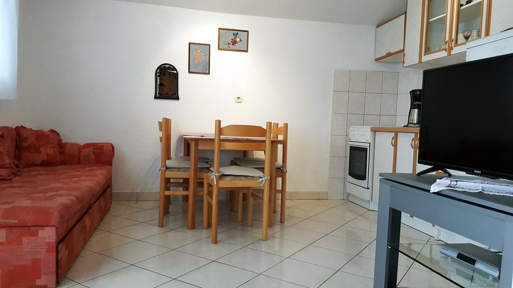Apartments Sanda Tribunj Трибунь Экстерьер фото